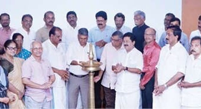 കോഴഞ്ചേരി സെയ്ന്റ് തോമസ് കോളേജിലെ വാർഷിക സമ്മേളനം നടന്നു കോഴഞ്ചേരി സെയ്ന്റ് തോമസ് കോളേജിലെ വാർഷിക സമ്മേളനം നടന്നു