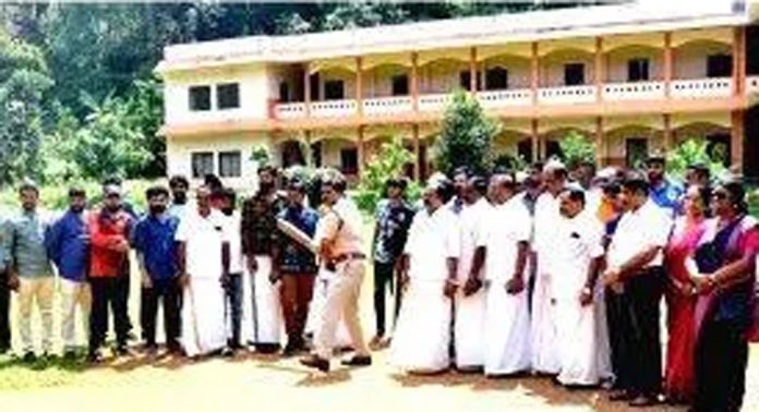 എസ്.എൻ.ഡി.പി യോഗം യൂത്ത് മൂവ്മെന്റ് പത്തനംതിട്ട യൂണിയന്റെ നേതൃത്വത്തിൽ യൂത്ത് ബാറ്റിൽ ക്രിക്കറ്റ് ടൂർണമെന്റ് ആരംഭിച്ചു എസ്.എൻ.ഡി.പി യോഗം യൂത്ത് മൂവ്മെന്റ് പത്തനംതിട്ട യൂണിയന്റെ നേതൃത്വത്തിൽ യൂത്ത് ബാറ്റിൽ ക്രിക്കറ്റ് ടൂർണമെന്റ് ആരംഭിച്ചു