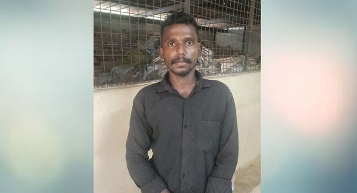 പൊറോട്ട കൊടുക്കാത്തതിന് കടയുടമയുടെ തല അടിച്ചു പൊട്ടിച്ച സംഭവം ; പ്രതി പിടിയില് പൊറോട്ട കൊടുക്കാത്തതിന് കടയുടമയുടെ തല അടിച്ചു പൊട്ടിച്ച സംഭവം ; പ്രതി പിടിയില്