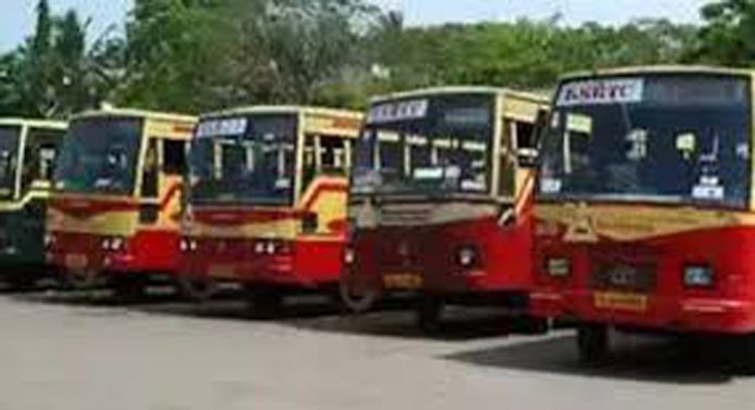 കെഎസ്ആർടിസി കായംകുളം ഡിപ്പോയിൽ ഡ്രൈവർമാരുടെ കുറവ് ; ഷെഡ്യൂളുകൾ വെട്ടിക്കുറയ്ക്കുന്നു കെഎസ്ആർടിസി കായംകുളം ഡിപ്പോയിൽ ഡ്രൈവർമാരുടെ കുറവ് ; ഷെഡ്യൂളുകൾ വെട്ടിക്കുറയ്ക്കുന്നു