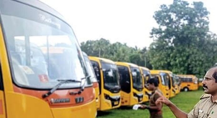 മല്ലപ്പള്ളി താലൂക്കിലെ വിദ്യാഭ്യാസ സ്ഥാപനങ്ങളിലെ വാഹനങ്ങളുടെ സുരക്ഷാ പരിശോധന നടത്തി മല്ലപ്പള്ളി താലൂക്കിലെ വിദ്യാഭ്യാസ സ്ഥാപനങ്ങളിലെ വാഹനങ്ങളുടെ സുരക്ഷാ പരിശോധന നടത്തി
