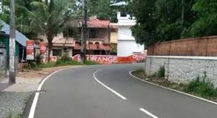 പൂങ്കാവിലെ കൊടുംവളവ് അപകടരഹിതമാക്കാൻ അലൈൻമെന്റ് സർവേ പൂങ്കാവിലെ കൊടുംവളവ് അപകടരഹിതമാക്കാൻ അലൈൻമെന്റ് സർവേ