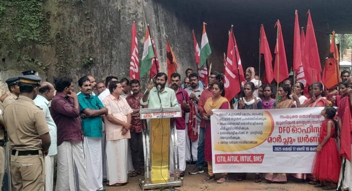 കാട്ടാളൻമാരുടെ സംഘമായി വനം വകുപ്പ് മാറി ; എസ് ഹരിദാസ് കാട്ടാളൻമാരുടെ സംഘമായി വനം വകുപ്പ് മാറി ; എസ് ഹരിദാസ്