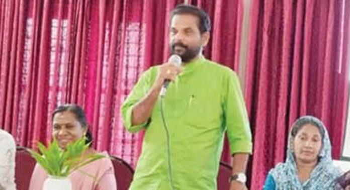 അധ്യാപകർക്കുള്ള അവധിക്കാല അധ്യാപക പരിശീലനം ഉദ്ഘാടനം ചെയ്തു അധ്യാപകർക്കുള്ള അവധിക്കാല അധ്യാപക പരിശീലനം ഉദ്ഘാടനം ചെയ്തു