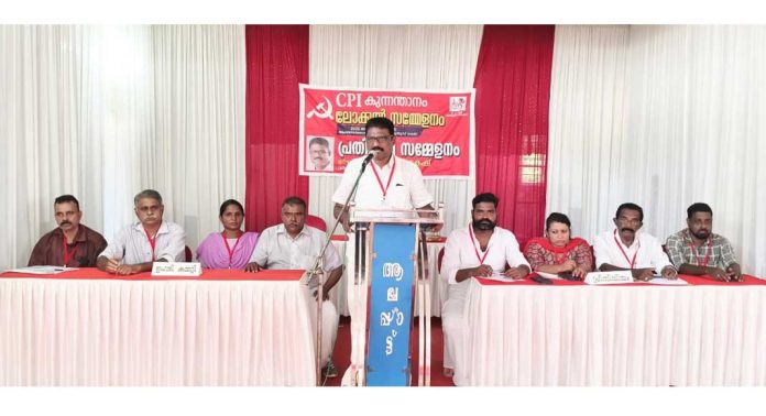 കുന്നന്താനം ഗ്രാമപഞ്ചായത്തിന്റെ കമ്മ്യൂണിറ്റി ഹാൾ തുറന്ന് കൊടുക്കണം ; സിപിഐ കുന്നന്താനം ഗ്രാമപഞ്ചായത്തിന്റെ കമ്മ്യൂണിറ്റി ഹാൾ തുറന്ന് കൊടുക്കണം ; സിപിഐ