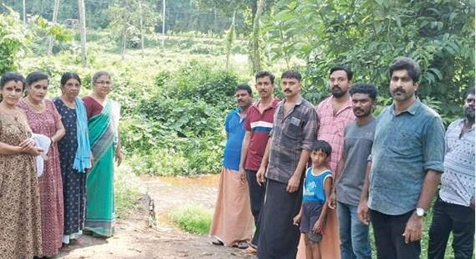 കലുങ്കിനായി കാത്ത് ആനിക്കാട് പഞ്ചായത്തിലെ നല്ലൂർപ്പടവ് കലുങ്കിനായി കാത്ത് ആനിക്കാട് പഞ്ചായത്തിലെ നല്ലൂർപ്പടവ്