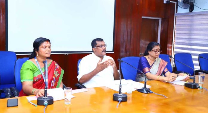 ദേശീയ ഭക്ഷ്യഭദ്രത നിയമം : ജില്ലയിൽ അവലോകന യോഗം ചേര്ന്നു ദേശീയ ഭക്ഷ്യഭദ്രത നിയമം : ജില്ലയിൽ അവലോകന യോഗം ചേര്ന്നു
