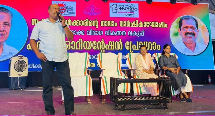 വിദ്യാര്ത്ഥികളെ ആകര്ഷിച്ച് കരിയര് ഓറിയന്റേഷന് പ്രോഗ്രാം വിദ്യാര്ത്ഥികളെ ആകര്ഷിച്ച് കരിയര് ഓറിയന്റേഷന് പ്രോഗ്രാം