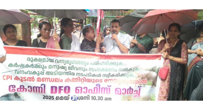 വന്യമൃഗ ശല്യം പരിഹരിക്കുന്നതിൽ വനം വകുപ്പ് അലംഭാവം കാട്ടുന്നു ; പി ആർ ഗോപിനാഥൻ വന്യമൃഗ ശല്യം പരിഹരിക്കുന്നതിൽ വനം വകുപ്പ് അലംഭാവം കാട്ടുന്നു ; പി ആർ ഗോപിനാഥൻ