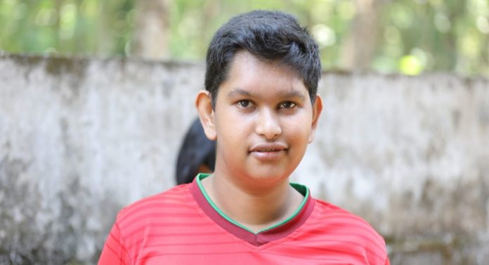 തൃശ്ശൂരിൽ സ്വകാര്യബസിൽ നിന്നും വീണു പരിക്കേറ്റ് ചികിത്സയിലായിരുന്ന യുവാവ് മരിച്ചു തൃശ്ശൂരിൽ സ്വകാര്യബസിൽ നിന്നും വീണു പരിക്കേറ്റ് ചികിത്സയിലായിരുന്ന യുവാവ് മരിച്ചു