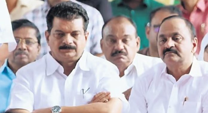പി.വി. അന്വറിന്റെ യുഡിഎഫ് പ്രവേശനത്തിനായുള്ള വാതില് അടച്ചു ; പ്രതിപക്ഷ നേതാവ് വി.ഡി. സതീശന് പി.വി. അന്വറിന്റെ യുഡിഎഫ് പ്രവേശനത്തിനായുള്ള വാതില് അടച്ചു ; പ്രതിപക്ഷ നേതാവ് വി.ഡി. സതീശന്