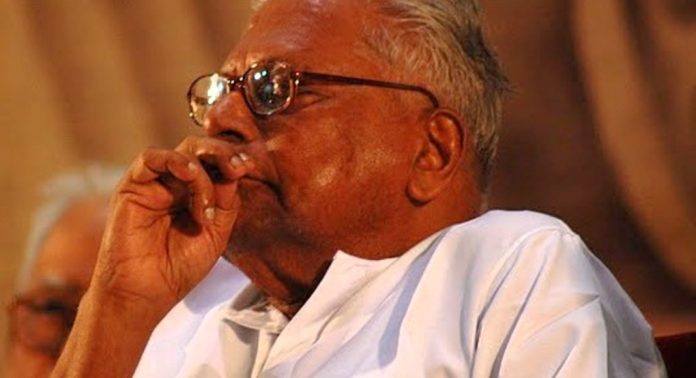 വിഎസിന്റെ നില ഗുരുതരമെന്ന് മെഡിക്കൽ ബുള്ളറ്റിൻ വിഎസിന്റെ നില ഗുരുതരമെന്ന് മെഡിക്കൽ ബുള്ളറ്റിൻ