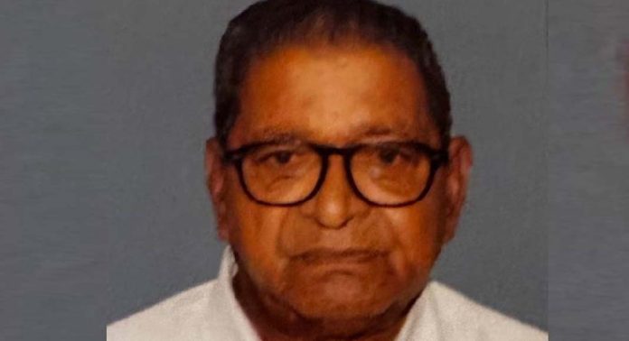 മമ്മൂട്ടിയുടെ ഭാര്യാപിതാവ് പി എസ് അബു അന്തരിച്ചു മമ്മൂട്ടിയുടെ ഭാര്യാപിതാവ് പി എസ് അബു അന്തരിച്ചു