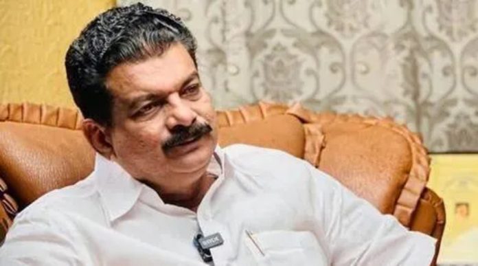 നിലമ്പൂരിലെ കാട്ടാന ആക്രമണത്തിൽ വിമർശനവുമായി പി.വി അൻവർ നിലമ്പൂരിലെ കാട്ടാന ആക്രമണത്തിൽ വിമർശനവുമായി പി.വി അൻവർ