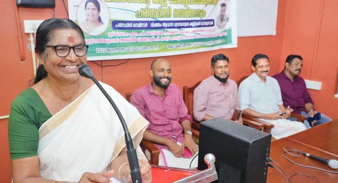 പൊതുവിദ്യാഭ്യാസ ഗുണമേന്മ മാറ്റങ്ങൾ : മതസംഘടനകൾക്ക് വിട്ടുകൊടുക്കരുത് – ഓൾ കേരള സ്കൂൾ ടീച്ചേഴ്സ് യൂണിയൻ പൊതുവിദ്യാഭ്യാസ ഗുണമേന്മ മാറ്റങ്ങൾ : മതസംഘടനകൾക്ക് വിട്ടുകൊടുക്കരുത് – ഓൾ കേരള സ്കൂൾ ടീച്ചേഴ്സ് യൂണിയൻ