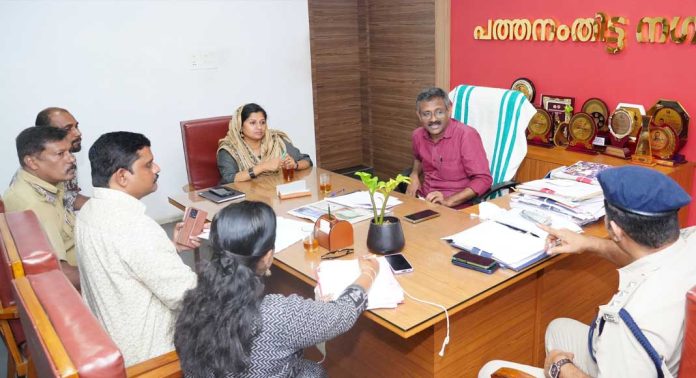 ഡോക്ടേഴ്സ് ലെയിനിൽ പാർക്കിംഗ് നിരോധിച്ച് റെഗുലേറ്ററി കമ്മിറ്റി ഡോക്ടേഴ്സ് ലെയിനിൽ പാർക്കിംഗ് നിരോധിച്ച് റെഗുലേറ്ററി കമ്മിറ്റി