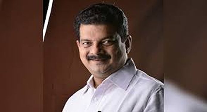 നിലമ്പൂർ ഉപതെരഞ്ഞെടുപ്പ് ; പി.വി അന്വര് ആദ്യ റൗണ്ടില് നേടിയത് 1588 വോട്ടുകള് നിലമ്പൂർ ഉപതെരഞ്ഞെടുപ്പ് ; പി.വി അന്വര് ആദ്യ റൗണ്ടില് നേടിയത് 1588 വോട്ടുകള്