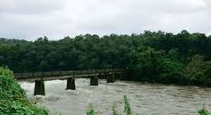 ജലനിരപ്പ് ഉയരുന്നു ; മണിമല നദിയുടെ തീരത്തുള്ളവര് ജാഗ്രത പാലിക്കുക ജലനിരപ്പ് ഉയരുന്നു ; മണിമല നദിയുടെ തീരത്തുള്ളവര് ജാഗ്രത പാലിക്കുക
