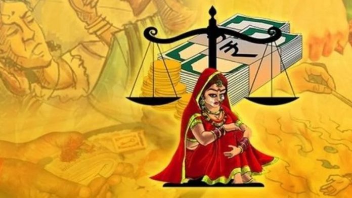 സ്ത്രീധനം കുറഞ്ഞുപോയി ; നവവധുവിനോട് വൃക്ക നൽകാൻ ആവശ്യപ്പെട്ട് ഭർതൃമാതാവ് സ്ത്രീധനം കുറഞ്ഞുപോയി ; നവവധുവിനോട് വൃക്ക നൽകാൻ ആവശ്യപ്പെട്ട് ഭർതൃമാതാവ്