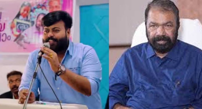 പ്രവേശനോത്സവത്തിൽ പോക്സോ കേസ് പ്രതി മുകേഷ് എം നായർ മുഖ്യാതിഥി ; ഡെപ്യൂട്ടി ഡയറക്ടർ സ്കൂളിലെത്തി ഹെഡ്മാസ്റ്ററുടെ മൊഴിയെടുത്തു പ്രവേശനോത്സവത്തിൽ പോക്സോ കേസ് പ്രതി മുകേഷ് എം നായർ മുഖ്യാതിഥി ; ഡെപ്യൂട്ടി ഡയറക്ടർ സ്കൂളിലെത്തി ഹെഡ്മാസ്റ്ററുടെ മൊഴിയെടുത്തു