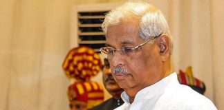 യുവാക്കൾ പാറ്റകളാകാതെ മികച്ച വ്യക്തികളാകണം ; ഗവർണർ രാജേന്ദ്ര വിശ്വനാഥ് ആർലേക്കർ
