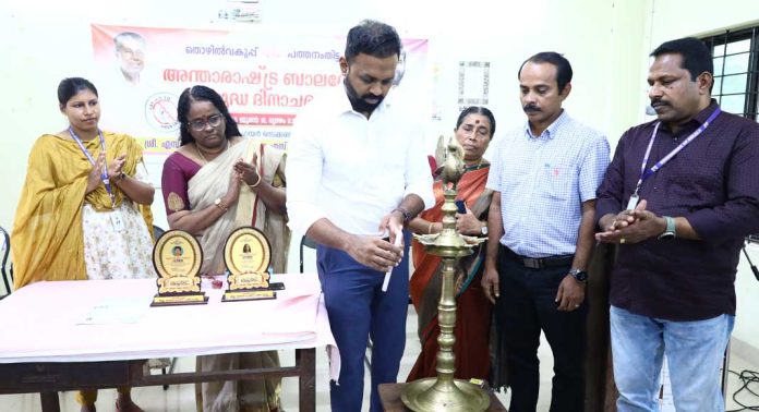 പഠനത്തിനൊപ്പം സ്വയം തൊഴിലും സ്വായത്തമാക്കണം : ജില്ലാ കളക്ടര് പഠനത്തിനൊപ്പം സ്വയം തൊഴിലും സ്വായത്തമാക്കണം : ജില്ലാ കളക്ടര്