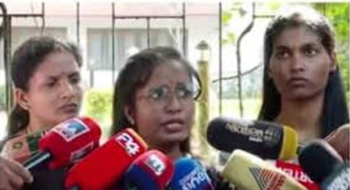 കൃഷ്ണകുമാറിനും കുടുംബത്തിനും എതിരായ ആരോപണം കൂടുതൽ കടുപ്പിച്ച് പരാതിക്കാർ കൃഷ്ണകുമാറിനും കുടുംബത്തിനും എതിരായ ആരോപണം കൂടുതൽ കടുപ്പിച്ച് പരാതിക്കാർ