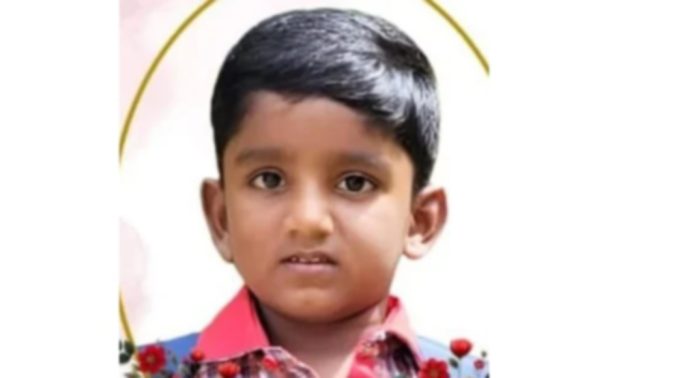 കടപ്ര മണിപ്പുഴപ്പടിയില് കാർ മതിലിൽ ഇടിച്ചുണ്ടായ അപകടത്തിൽ പരിക്കേറ്റ് ചികിത്സയിലായിരുന്ന നാലുവയസ്സുകാരന് മരിച്ചു കടപ്ര മണിപ്പുഴപ്പടിയില് കാർ മതിലിൽ ഇടിച്ചുണ്ടായ അപകടത്തിൽ പരിക്കേറ്റ് ചികിത്സയിലായിരുന്ന നാലുവയസ്സുകാരന് മരിച്ചു