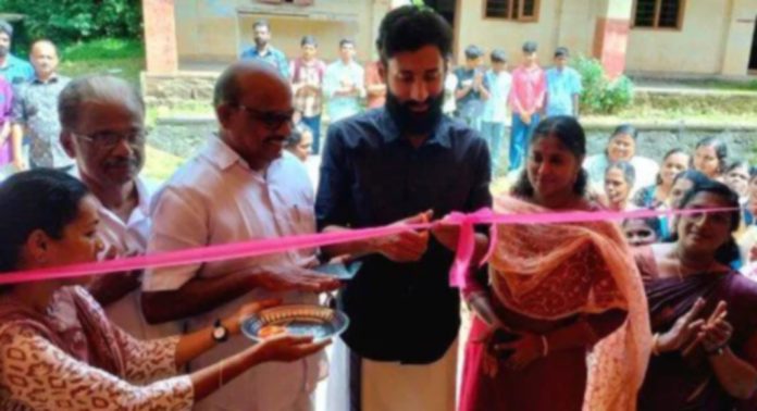 മലയാലപ്പുഴ ജെ എം പി എച്ച് എസ് എസ് സ്കൂളിൽ ലാബ് ആർട്ട് റൂം ലൈബ്രറി കെട്ടിടം തുറന്നുനൽകി മലയാലപ്പുഴ ജെ എം പി എച്ച് എസ് എസ് സ്കൂളിൽ ലാബ് ആർട്ട് റൂം ലൈബ്രറി കെട്ടിടം തുറന്നുനൽകി