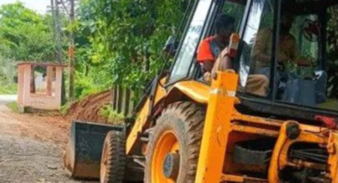 മണക്കാല കോട്ടറ ജംഗ്ഷൻ – ശ്രീനാരായണപുരം റോഡ് നവീകരണ പ്രവർത്തനങ്ങൾ ആരംഭിച്ചു മണക്കാല കോട്ടറ ജംഗ്ഷൻ – ശ്രീനാരായണപുരം റോഡ് നവീകരണ പ്രവർത്തനങ്ങൾ ആരംഭിച്ചു