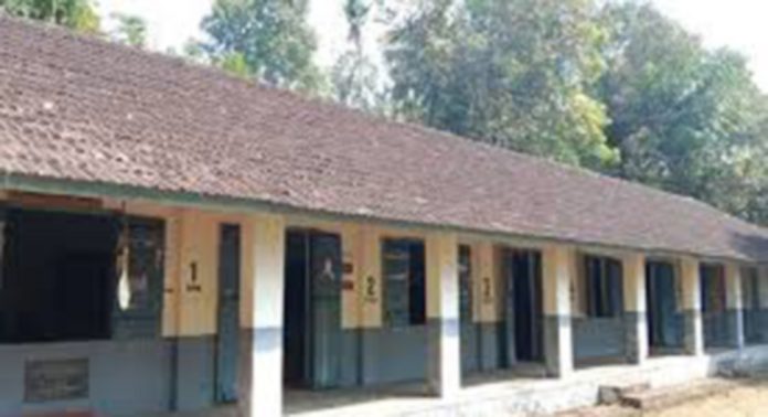 മെഴുവേലി ഗവ. ജി.വി.എൽപി സ്കൂളിൽ ഇത്തവണ എത്തിയത് 41 കുട്ടികൾ മെഴുവേലി ഗവ. ജി.വി.എൽപി സ്കൂളിൽ ഇത്തവണ എത്തിയത് 41 കുട്ടികൾ