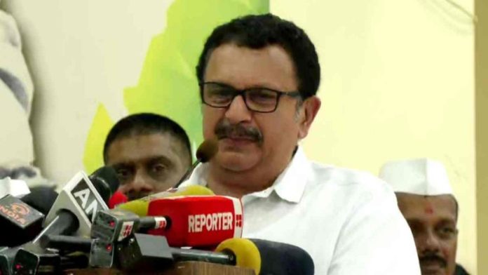 സർവകലാശാലകളിലെ കാവിവത്കരണത്തെ കോൺഗ്രസ് എതിർക്കും : കെ മുരളീധരൻ സർവകലാശാലകളിലെ കാവിവത്കരണത്തെ കോൺഗ്രസ് എതിർക്കും : കെ മുരളീധരൻ