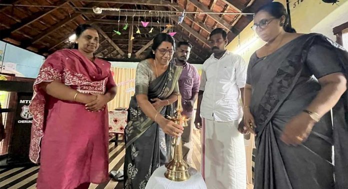 ചെറുകോൽ എംടിഎൽപി സ്കൂളിൽ ബോധവൽക്കരണ ക്ലാസും വായനവാര ദിനാചരണവും സംഘടിപ്പിച്ചു ചെറുകോൽ എംടിഎൽപി സ്കൂളിൽ ബോധവൽക്കരണ ക്ലാസും വായനവാര ദിനാചരണവും സംഘടിപ്പിച്ചു