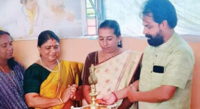 ബിഎംഎസ് പന്തളം മേഖലാസമ്മേളനം ഉദ്ഘാടനം ചെയ്തു ബിഎംഎസ് പന്തളം മേഖലാസമ്മേളനം ഉദ്ഘാടനം ചെയ്തു