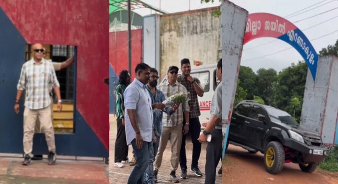 കാക്കനാട് ജില്ലാ ജയിലിൽ ഗുണ്ടാ നേതാക്കൾക്ക് വിരുന്നൊരുക്കി ഉദ്യോഗസ്ഥർ കാക്കനാട് ജില്ലാ ജയിലിൽ ഗുണ്ടാ നേതാക്കൾക്ക് വിരുന്നൊരുക്കി ഉദ്യോഗസ്ഥർ