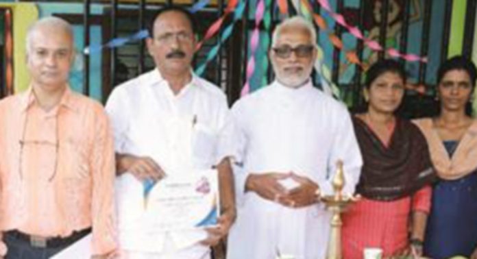 കുട്ടികളുടെ വ്യക്തിത്വ വികസനത്തിന് പ്രകൃതിയോട് ചേർന്നുള്ള വിദ്യാഭ്യാസം അനിവാര്യം: രാജു നാരായണ സ്വാമി കുട്ടികളുടെ വ്യക്തിത്വ വികസനത്തിന് പ്രകൃതിയോട് ചേർന്നുള്ള വിദ്യാഭ്യാസം അനിവാര്യം: രാജു നാരായണ സ്വാമി