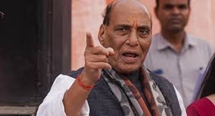 പശ്ചിമേഷ്യയിലെ സംഘര്ഷത്തിൽ ആശങ്ക പ്രകടിപ്പിച്ച് പ്രതിരോധ മന്ത്രി രാജ്നാഥ് സിങ് പശ്ചിമേഷ്യയിലെ സംഘര്ഷത്തിൽ ആശങ്ക പ്രകടിപ്പിച്ച് പ്രതിരോധ മന്ത്രി രാജ്നാഥ് സിങ്