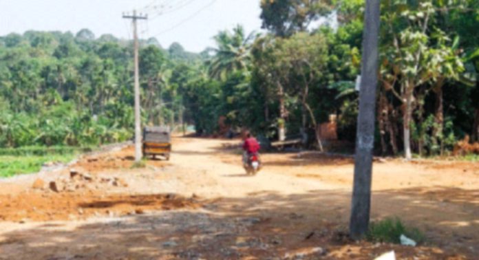 കോന്നി മെഡിക്കൽ കോളേജ് റോഡിന്റെ സാമൂഹിക ആഘാത പഠനം ആരംഭിച്ചു കോന്നി മെഡിക്കൽ കോളേജ് റോഡിന്റെ സാമൂഹിക ആഘാത പഠനം ആരംഭിച്ചു