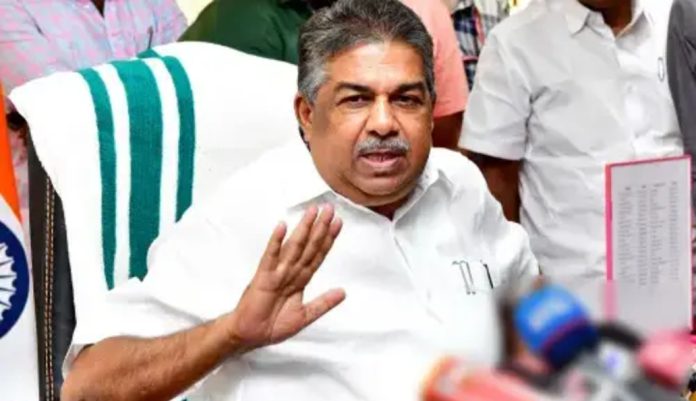 തിരിച്ചടിയുടെ കാരണങ്ങൾ പരിശോധിക്കും ; സി.പി.എംമിന്റെ പരാജയത്തിൽ ആരും അഹങ്കരിക്കേണ്ടെന്ന് സജി ചെറിയാൻ തിരിച്ചടിയുടെ കാരണങ്ങൾ പരിശോധിക്കും ; സി.പി.എംമിന്റെ പരാജയത്തിൽ ആരും അഹങ്കരിക്കേണ്ടെന്ന് സജി ചെറിയാൻ