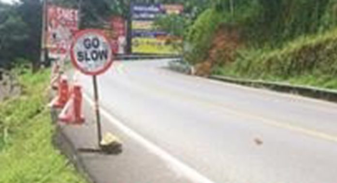 അപകടക്കെണി നിറഞ്ഞ് പിഎം റോഡ് ; മണ്ണാറക്കുളഞ്ഞി മുതല് മൈലപ്ര വരെ ഒരു വര്ഷത്തിനിടെ വാഹന അപകടങ്ങളില് മരണപെട്ടത് ആറു പേര് അപകടക്കെണി നിറഞ്ഞ് പിഎം റോഡ് ; മണ്ണാറക്കുളഞ്ഞി മുതല് മൈലപ്ര വരെ ഒരു വര്ഷത്തിനിടെ വാഹന അപകടങ്ങളില് മരണപെട്ടത് ആറു പേര്