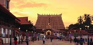 ശ്രീ പത്മനാഭസ്വാമി ക്ഷേത്രത്തിൽ തെരുവുനായ ആക്രമണം