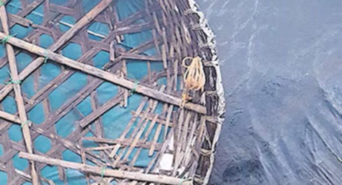 കോന്നി അടവി ഇക്കോ ടൂറിസം കേന്ദ്രത്തിലെ കുട്ടവഞ്ചികൾ നാശാവസ്ഥയില് ; പുതിയവ എത്തിക്കാൻ വൈകുന്നു കോന്നി അടവി ഇക്കോ ടൂറിസം കേന്ദ്രത്തിലെ കുട്ടവഞ്ചികൾ നാശാവസ്ഥയില് ; പുതിയവ എത്തിക്കാൻ വൈകുന്നു