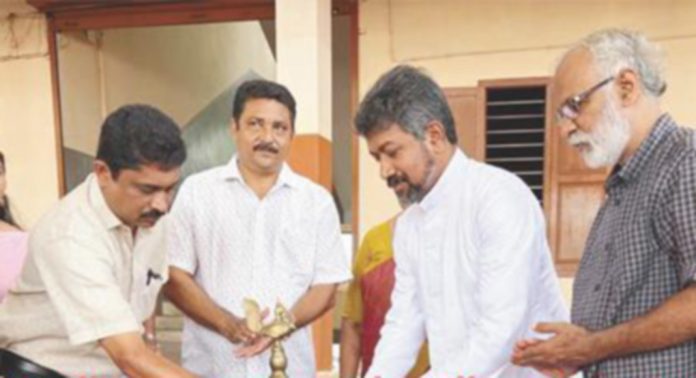 തിരുമൂലപുരം ഇരുവെള്ളിപ്ര സെന്റ് തോമസ് ഹയർ സെക്കൻഡറി സ്കൂളിന്റെ നേതൃത്വത്തിൽ വായനാവാരാഘോഷം നടന്നു തിരുമൂലപുരം ഇരുവെള്ളിപ്ര സെന്റ് തോമസ് ഹയർ സെക്കൻഡറി സ്കൂളിന്റെ നേതൃത്വത്തിൽ വായനാവാരാഘോഷം നടന്നു