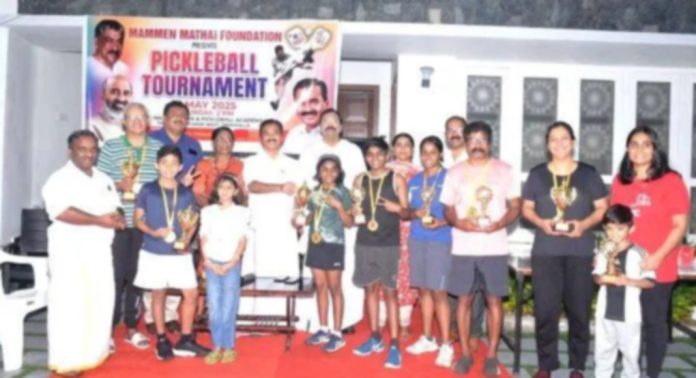 തിരുവല്ല സെന്റ് മേരീസ് അക്കാഡമിയിൽ പിക്കിൾബോൾ ടൂർണമെന്റ് സംഘടിപ്പിച്ചു തിരുവല്ല സെന്റ് മേരീസ് അക്കാഡമിയിൽ പിക്കിൾബോൾ ടൂർണമെന്റ് സംഘടിപ്പിച്ചു