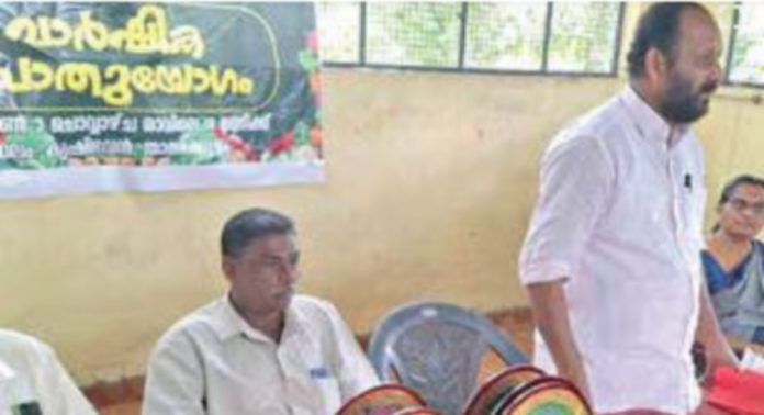 താമരക്കുളം എ ഗ്രേഡ് പച്ചക്കറി ക്ലസ്റ്റർ വിപണിയുടെ വാർഷിക സമ്മേളനം ഉദ്ഘാടനം ചെയ്തു താമരക്കുളം എ ഗ്രേഡ് പച്ചക്കറി ക്ലസ്റ്റർ വിപണിയുടെ വാർഷിക സമ്മേളനം ഉദ്ഘാടനം ചെയ്തു