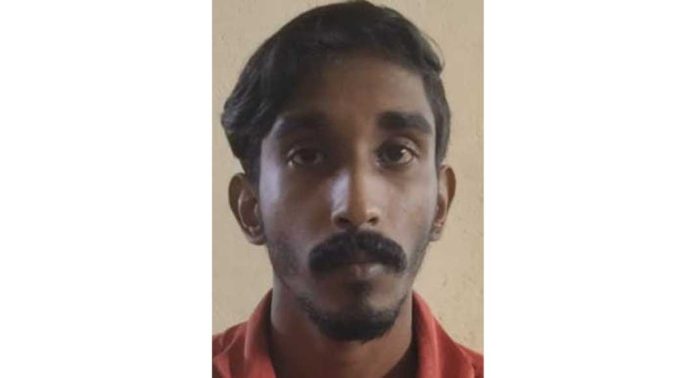 പെരുനാട്ടിൽ ബാലികയോട് ലൈംഗിക അതിക്രമം കാട്ടിയ ഓട്ടോറിക്ഷ ഡ്രൈവർ അറസ്റ്റിലായി പെരുനാട്ടിൽ ബാലികയോട് ലൈംഗിക അതിക്രമം കാട്ടിയ ഓട്ടോറിക്ഷ ഡ്രൈവർ അറസ്റ്റിലായി