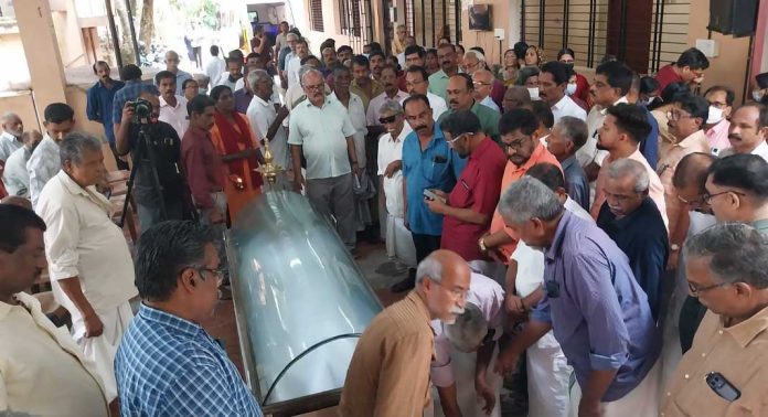 ഗോപി ഡോക്ടർക്ക് നാളെ നാട് കണ്ണീരോടെ വിട നൽകും ഗോപി ഡോക്ടർക്ക് നാളെ നാട് കണ്ണീരോടെ വിട നൽകും