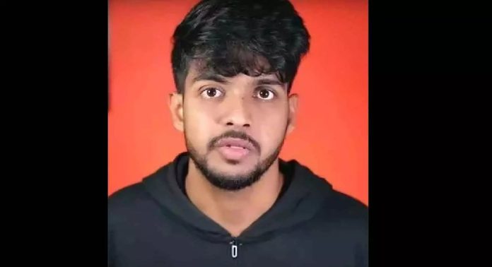 ധർമസ്ഥല കൊലപാതക പരമ്പര ; തെറ്റായ വിവരങ്ങൾ പ്രചരിപ്പിച്ചതിന് യൂട്യൂബർ സമീറിനെതിരെ കേസ് ധർമസ്ഥല കൊലപാതക പരമ്പര ; തെറ്റായ വിവരങ്ങൾ പ്രചരിപ്പിച്ചതിന് യൂട്യൂബർ സമീറിനെതിരെ കേസ്