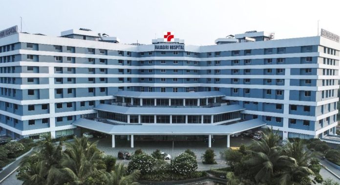 കീഹോള് ശസ്ത്രക്രിയയ്ക്ക് വിധേയനായ രോഗി മരിച്ചെന്ന പരാതിയില് രാജഗിരി ആശുപത്രിയ്ക്കെതിരെ കേസ് കീഹോള് ശസ്ത്രക്രിയയ്ക്ക് വിധേയനായ രോഗി മരിച്ചെന്ന പരാതിയില് രാജഗിരി ആശുപത്രിയ്ക്കെതിരെ കേസ്