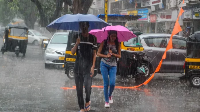 ന്യൂനമർദ്ദം : സംസ്ഥാനത്ത് ഇന്നുമുതൽ മഴ വീണ്ടും ശക്തമാകാൻ സാധ്യത ന്യൂനമർദ്ദം : സംസ്ഥാനത്ത് ഇന്നുമുതൽ മഴ വീണ്ടും ശക്തമാകാൻ സാധ്യത